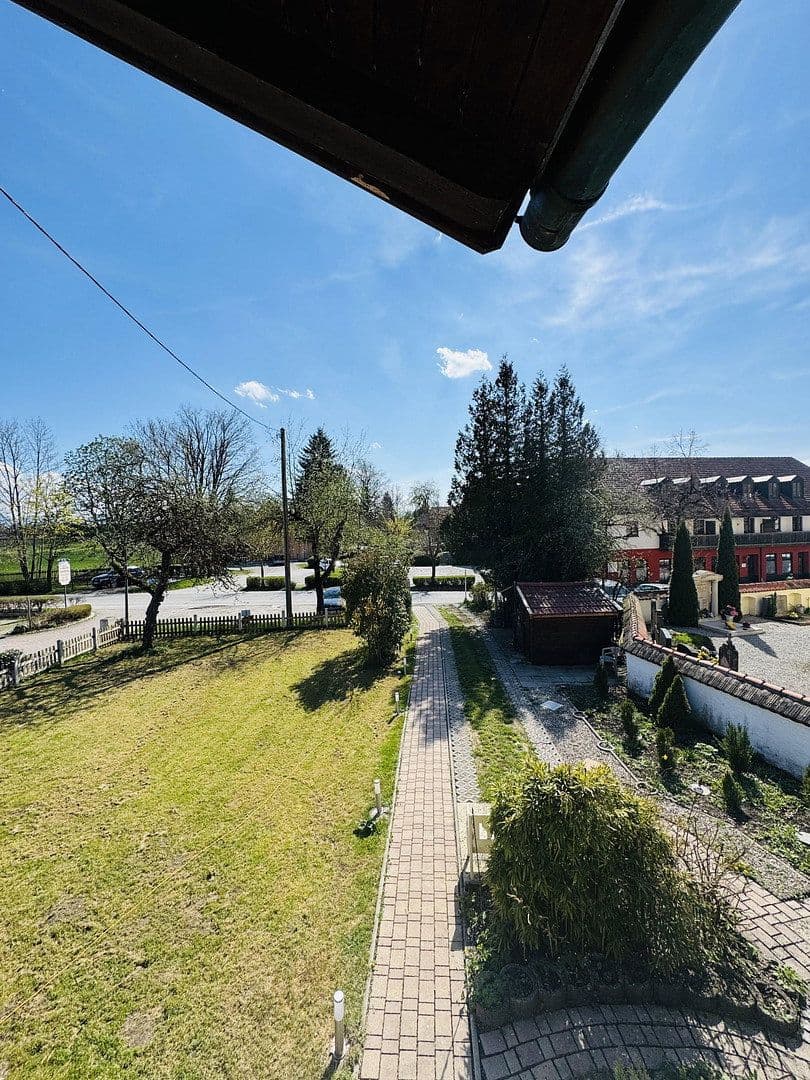 Prenájom domu 250 m², pozemek 908 m², Münsing, Bavorsko Prenájom domu 250 m², pozemek 908 m², Münsing, Bavorsko