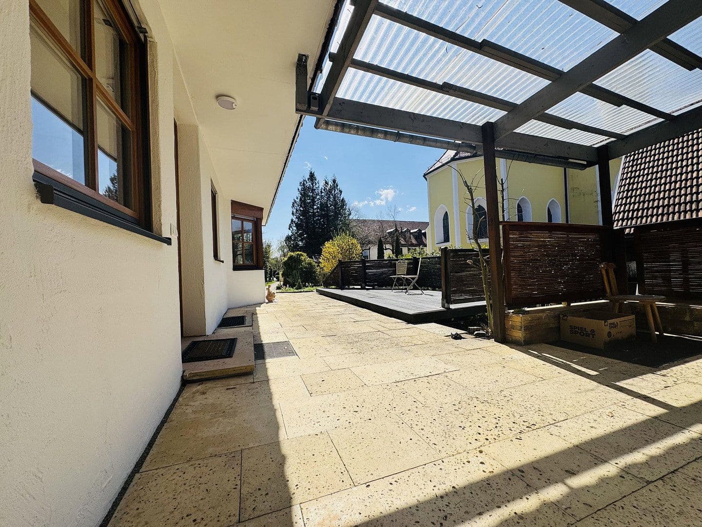 Prenájom domu 250 m², pozemek 908 m², Münsing, Bavorsko Prenájom domu 250 m², pozemek 908 m², Münsing, Bavorsko