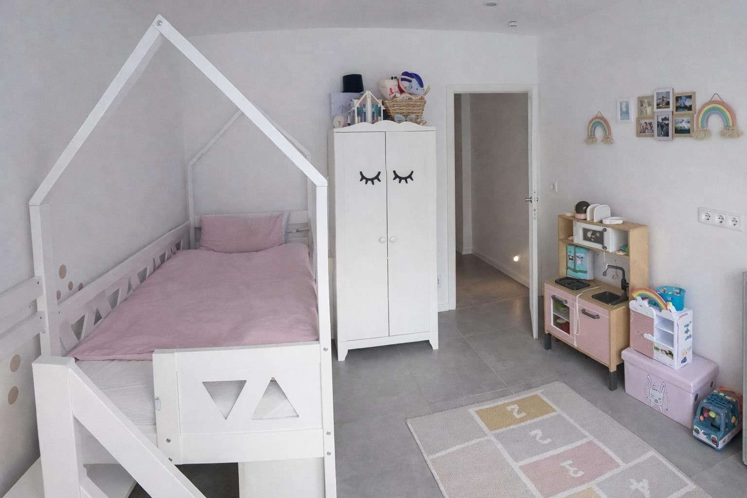 Prenájom bytu 5-izbový 126 m², Boltestraße 48, Bochum, Severné Porýnie - Westfálsko Prenájom bytu 5-izbový 126 m², Boltestraße 48, Bochum, Severné Porýnie - Westfálsko