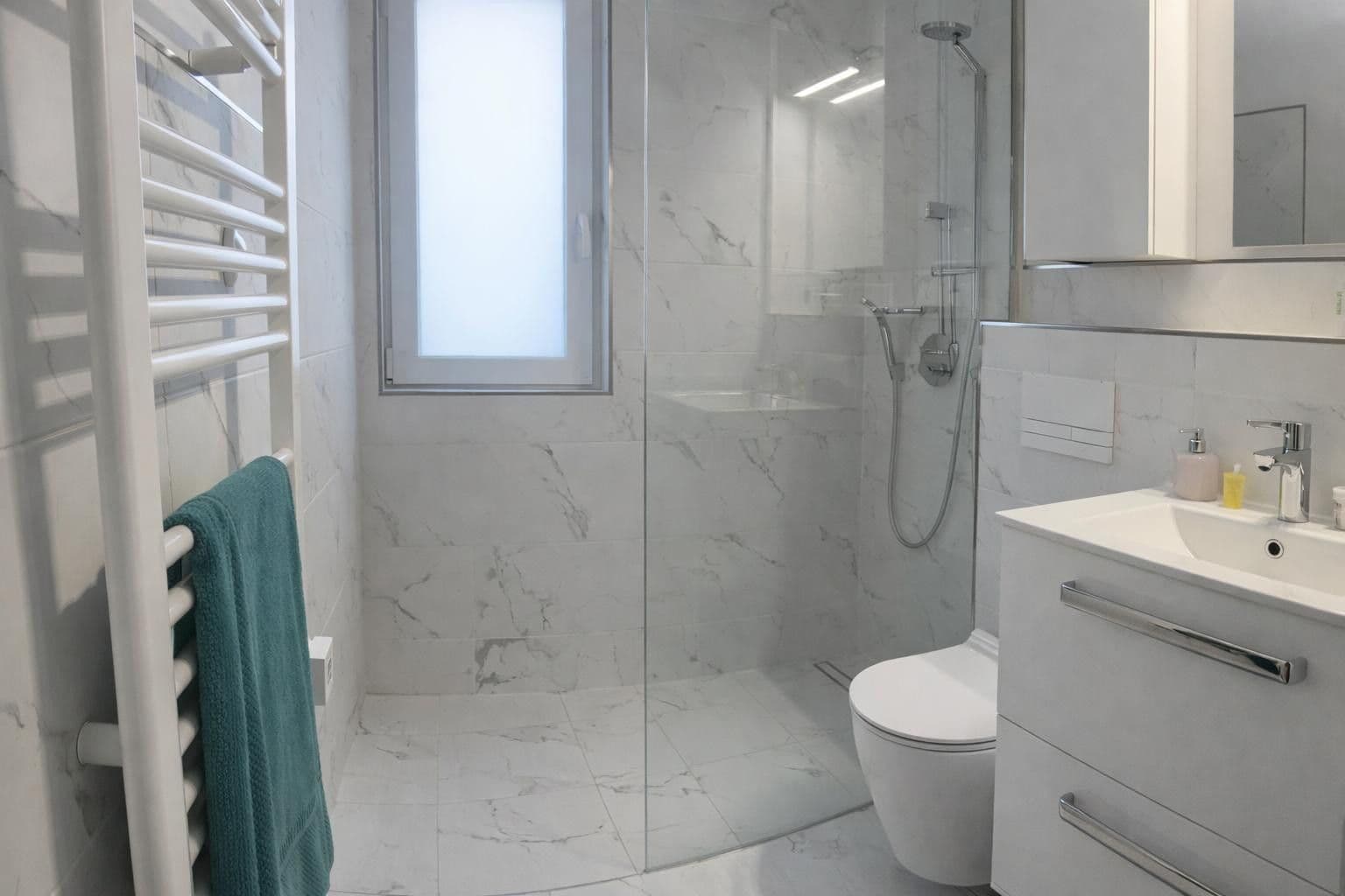 Prenájom bytu 5-izbový 126 m², Boltestraße 48, Bochum, Severné Porýnie - Westfálsko Prenájom bytu 5-izbový 126 m², Boltestraße 48, Bochum, Severné Porýnie - Westfálsko