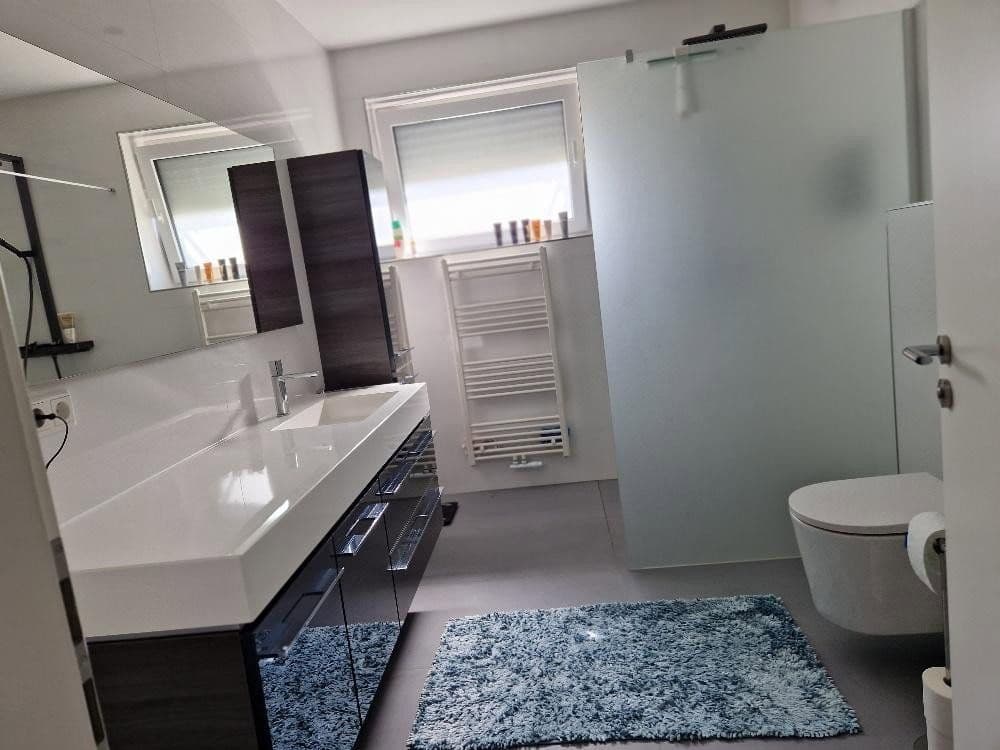 Prenájom domu 140 m², pozemek 150 m², Sängertshöhe, Nümbrecht, Severné Porýnie - Westfálsko Prenájom domu 140 m², pozemek 150 m², Sängertshöhe, Nümbrecht, Severné Porýnie - Westfálsko