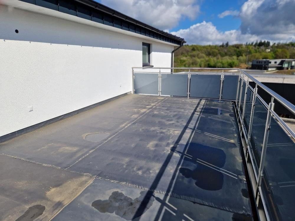 Prenájom domu 140 m², pozemek 150 m², Sängertshöhe, Nümbrecht, Severné Porýnie - Westfálsko Prenájom domu 140 m², pozemek 150 m², Sängertshöhe, Nümbrecht, Severné Porýnie - Westfálsko