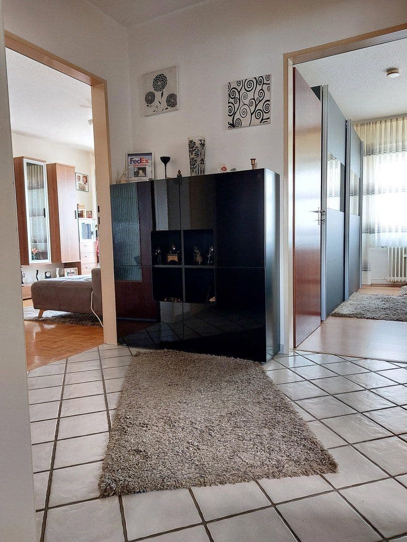 Prenájom bytu 2-izbový 54 m², Offenbach, Hesensko Prenájom bytu 2-izbový 54 m², Offenbach, Hesensko