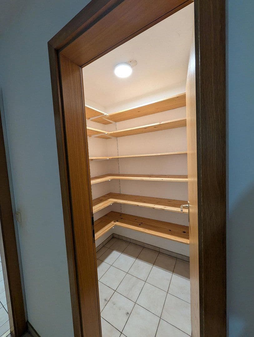 Prenájom bytu 5-izbový 103 m², Ottobeurer Straße 17, Markt Rettenbach, Bavorsko Prenájom bytu 5-izbový 103 m², Ottobeurer Straße 17, Markt Rettenbach, Bavorsko