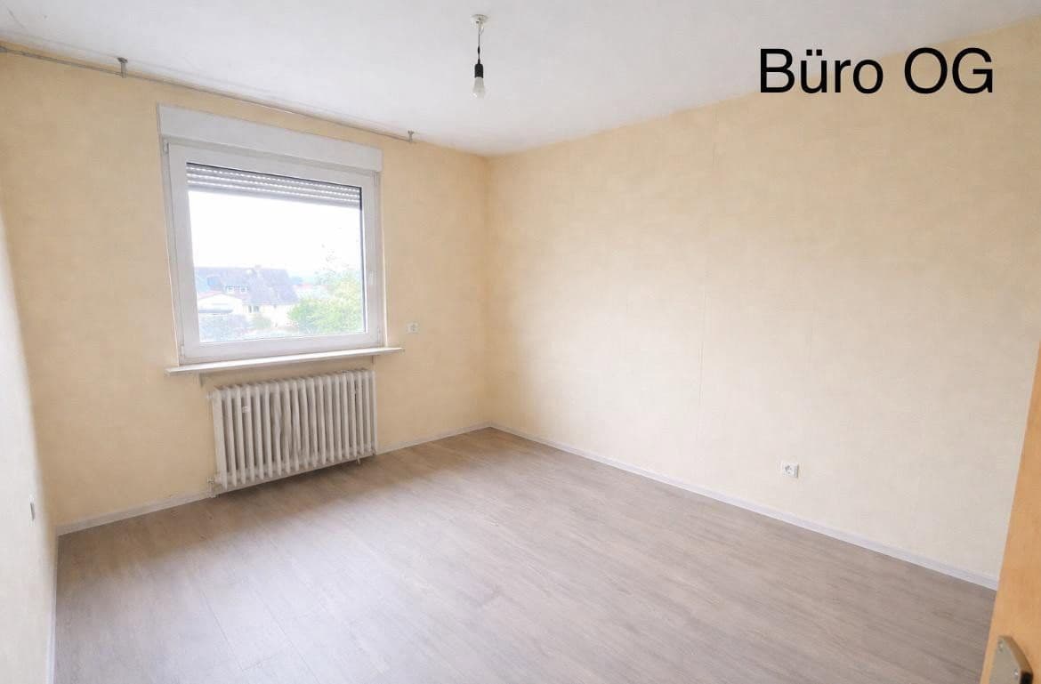 Predaj domu 140 m², pozemek 690 m², Ingelheim am Rhein, Porýnie-Falcko Predaj domu 140 m², pozemek 690 m², Ingelheim am Rhein, Porýnie-Falcko