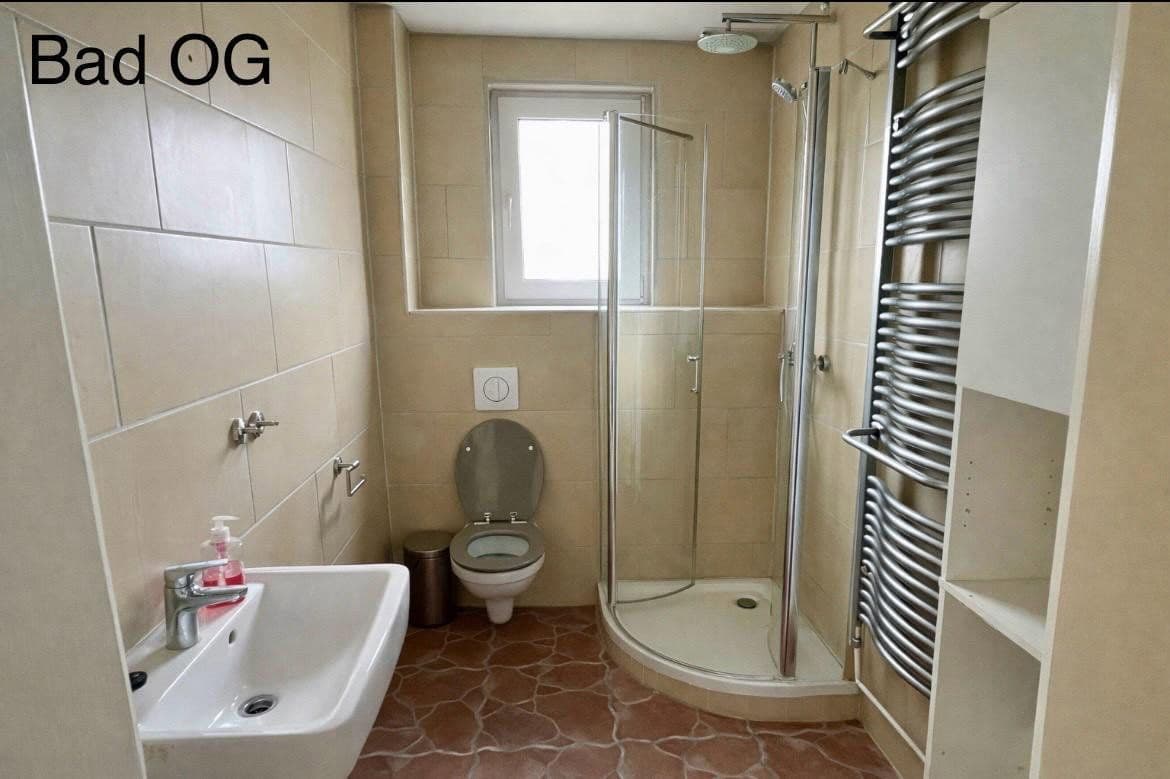 Predaj domu 140 m², pozemek 690 m², Ingelheim am Rhein, Porýnie-Falcko Predaj domu 140 m², pozemek 690 m², Ingelheim am Rhein, Porýnie-Falcko