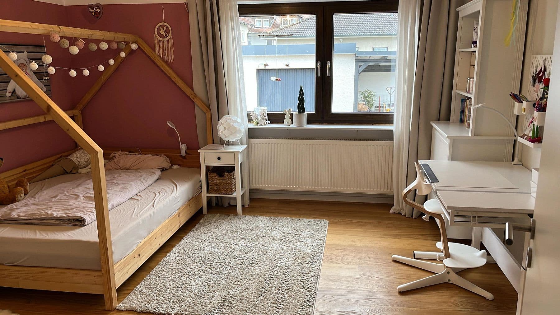 Predaj domu 190 m², pozemek 850 m², Hirschaid, Bavorsko Predaj domu 190 m², pozemek 850 m², Hirschaid, Bavorsko