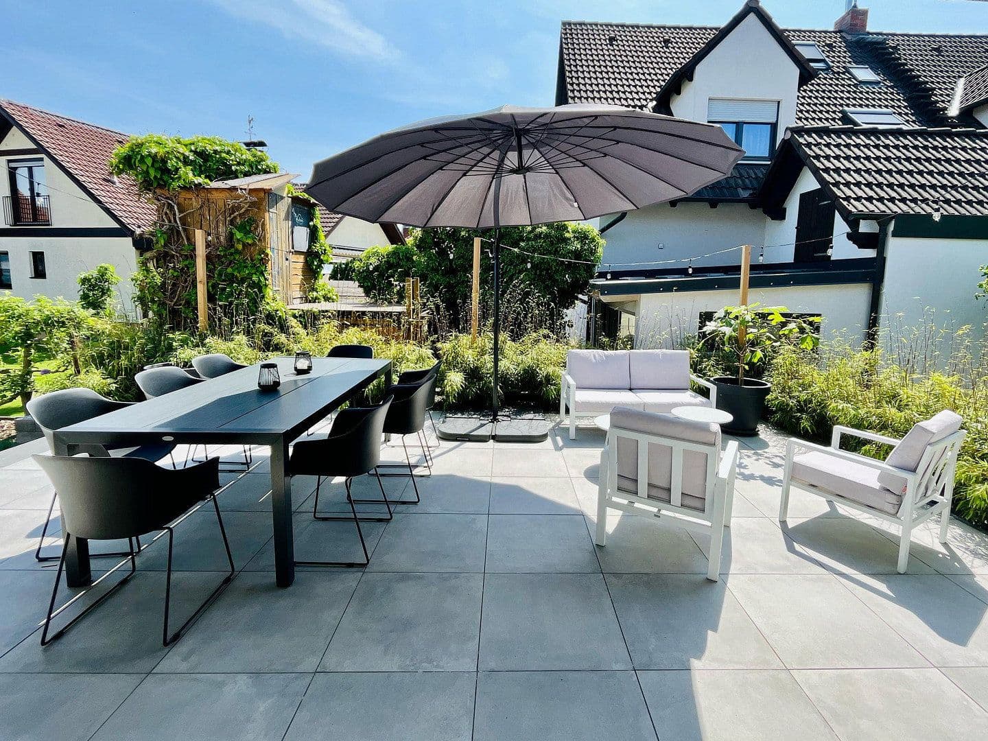 Predaj domu 190 m², pozemek 850 m², Hirschaid, Bavorsko Predaj domu 190 m², pozemek 850 m², Hirschaid, Bavorsko