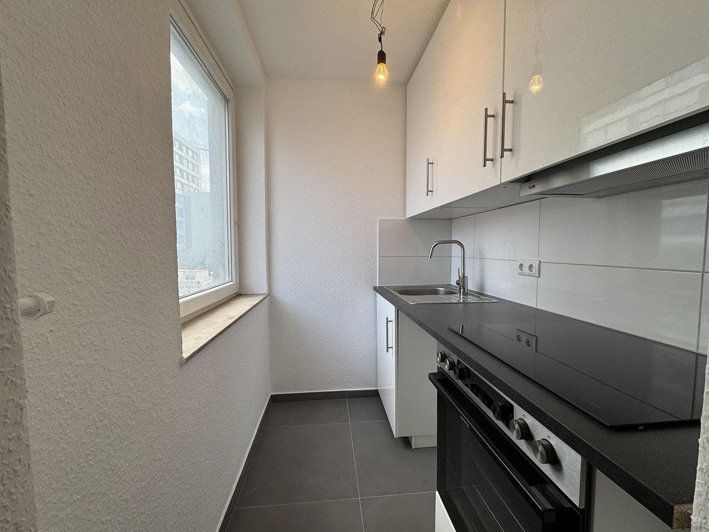 Prenájom bytu 1-izbový 33 m², Zeil 39, Frankfurt am Main, Hesensko Prenájom bytu 1-izbový 33 m², Zeil 39, Frankfurt am Main, Hesensko