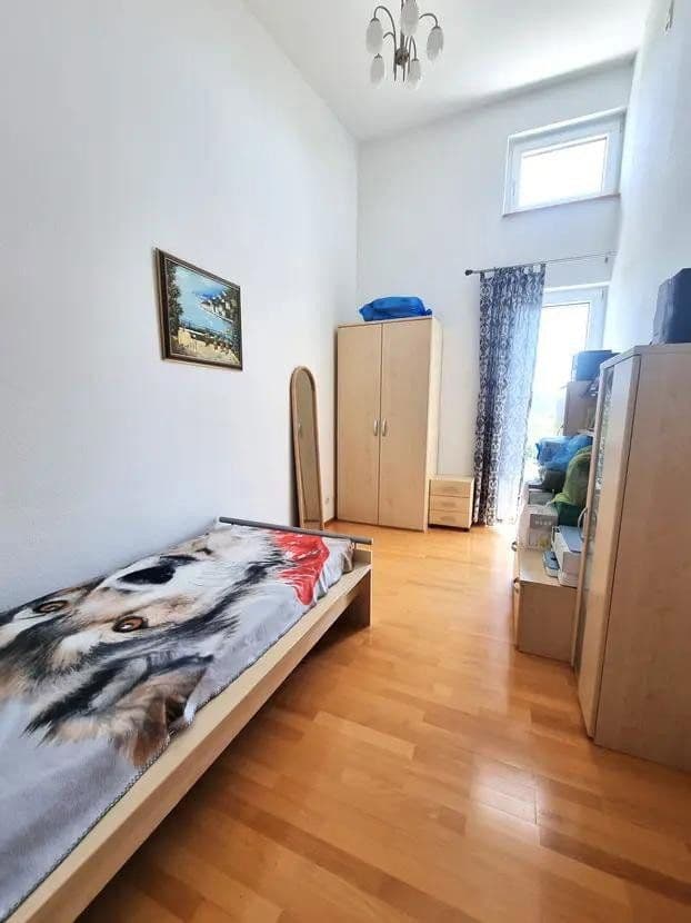 Predaj domu 110 m², pozemek 178 m², Schelmenäckerweg 16, Stuttgart, Bádensko-Wurttembersko Predaj domu 110 m², pozemek 178 m², Schelmenäckerweg 16, Stuttgart, Bádensko-Wurttembersko