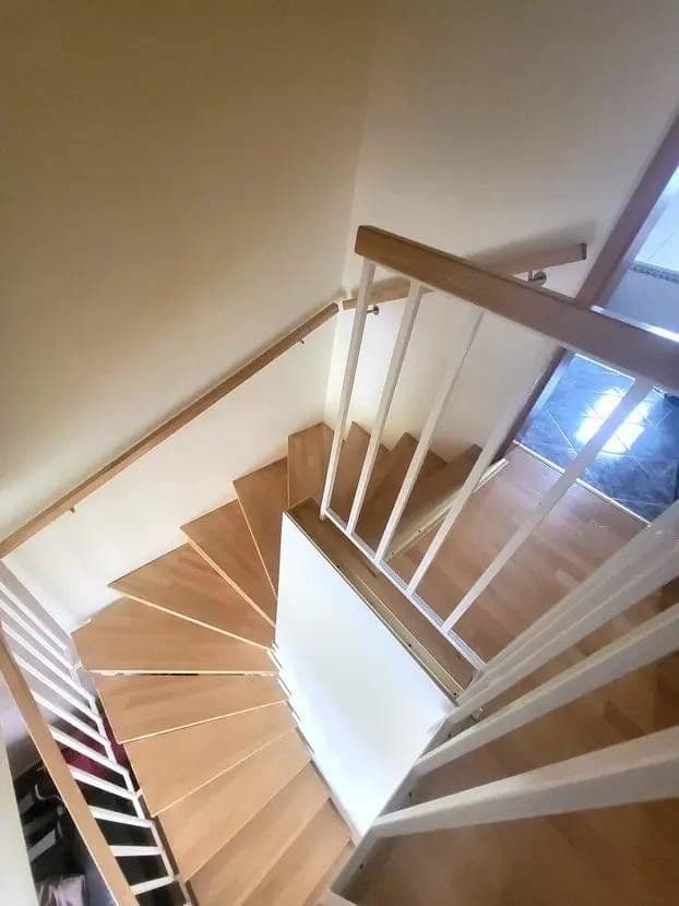 Predaj domu 110 m², pozemek 178 m², Schelmenäckerweg 16, Stuttgart, Bádensko-Wurttembersko Predaj domu 110 m², pozemek 178 m², Schelmenäckerweg 16, Stuttgart, Bádensko-Wurttembersko