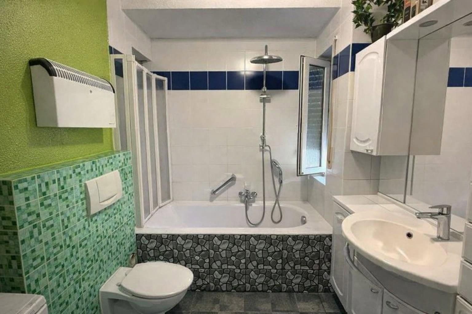 Prenájom bytu 2-izbový 55 m², Haller Str 77, Rosengarten, Bádensko-Wurttembersko Prenájom bytu 2-izbový 55 m², Haller Str 77, Rosengarten, Bádensko-Wurttembersko