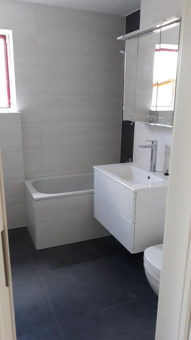 Predaj bytu 4-izbový 100 m², Am Rehgraben 5, Nuthetal, Brandenbursko Predaj bytu 4-izbový 100 m², Am Rehgraben 5, Nuthetal, Brandenbursko