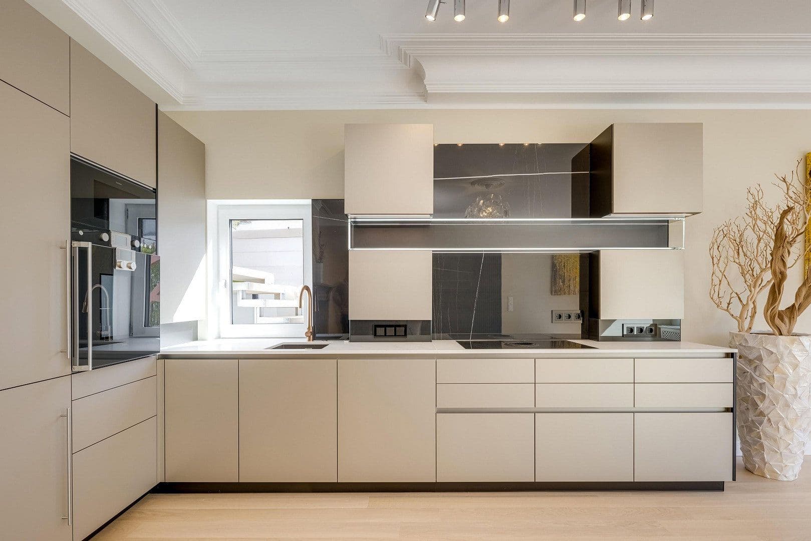 Predaj bytu 4-izbový 162 m², München, Bavorsko Predaj bytu 4-izbový 162 m², München, Bavorsko