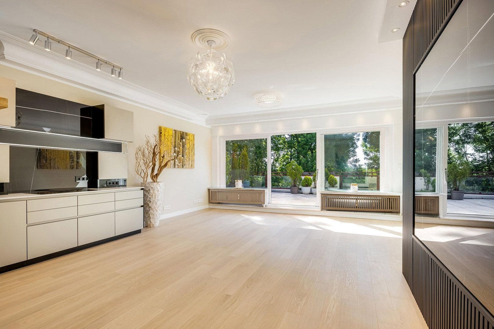 Predaj bytu 4-izbový 162 m², München, Bavorsko Predaj bytu 4-izbový 162 m², München, Bavorsko