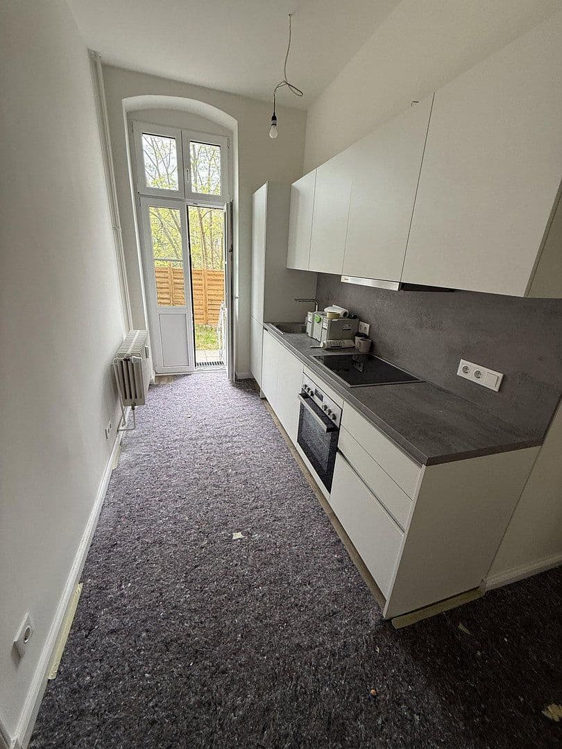 Prenájom bytu 3-izbový 95 m², Ringbahnstraße, Berlin, Berlín Prenájom bytu 3-izbový 95 m², Ringbahnstraße, Berlin, Berlín