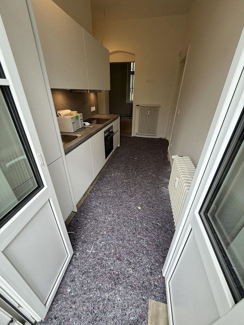 Prenájom bytu 3-izbový 95 m², Ringbahnstraße, Berlin, Berlín Prenájom bytu 3-izbový 95 m², Ringbahnstraße, Berlin, Berlín