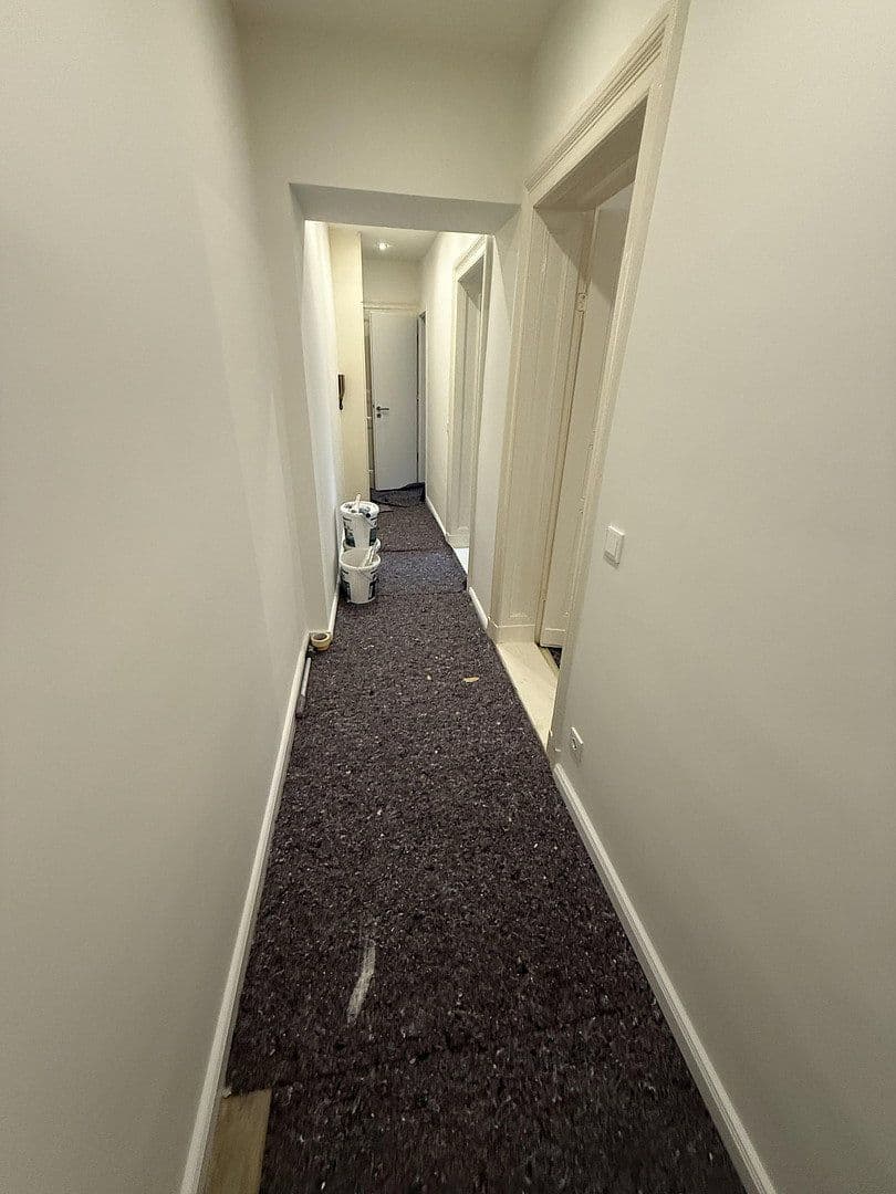 Prenájom bytu 3-izbový 95 m², Ringbahnstraße, Berlin, Berlín Prenájom bytu 3-izbový 95 m², Ringbahnstraße, Berlin, Berlín