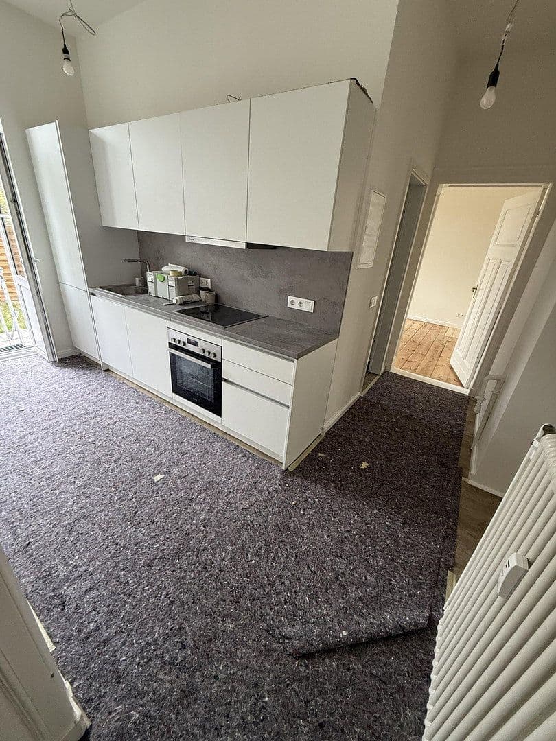 Prenájom bytu 3-izbový 95 m², Ringbahnstraße, Berlin, Berlín Prenájom bytu 3-izbový 95 m², Ringbahnstraße, Berlin, Berlín