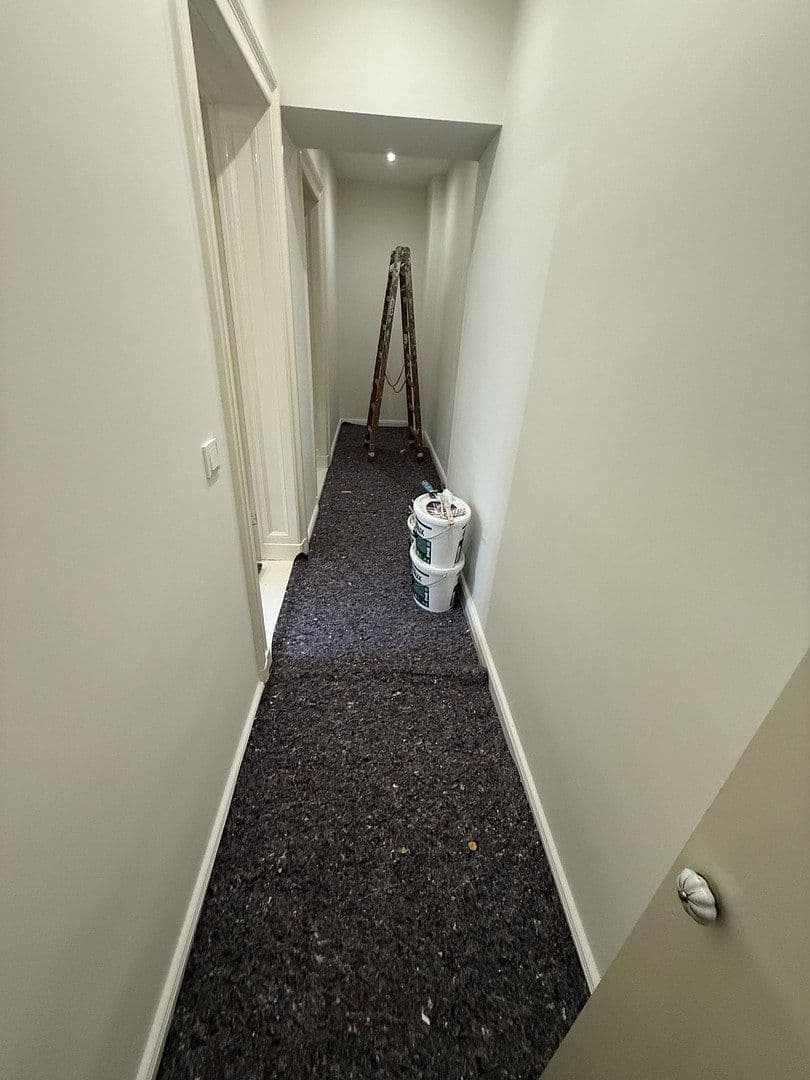 Prenájom bytu 3-izbový 95 m², Ringbahnstraße, Berlin, Berlín Prenájom bytu 3-izbový 95 m², Ringbahnstraße, Berlin, Berlín