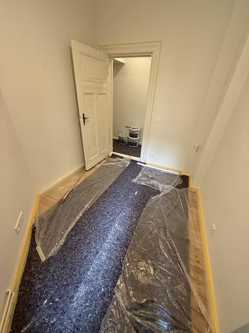 Prenájom bytu 3-izbový 95 m², Ringbahnstraße, Berlin, Berlín Prenájom bytu 3-izbový 95 m², Ringbahnstraße, Berlin, Berlín