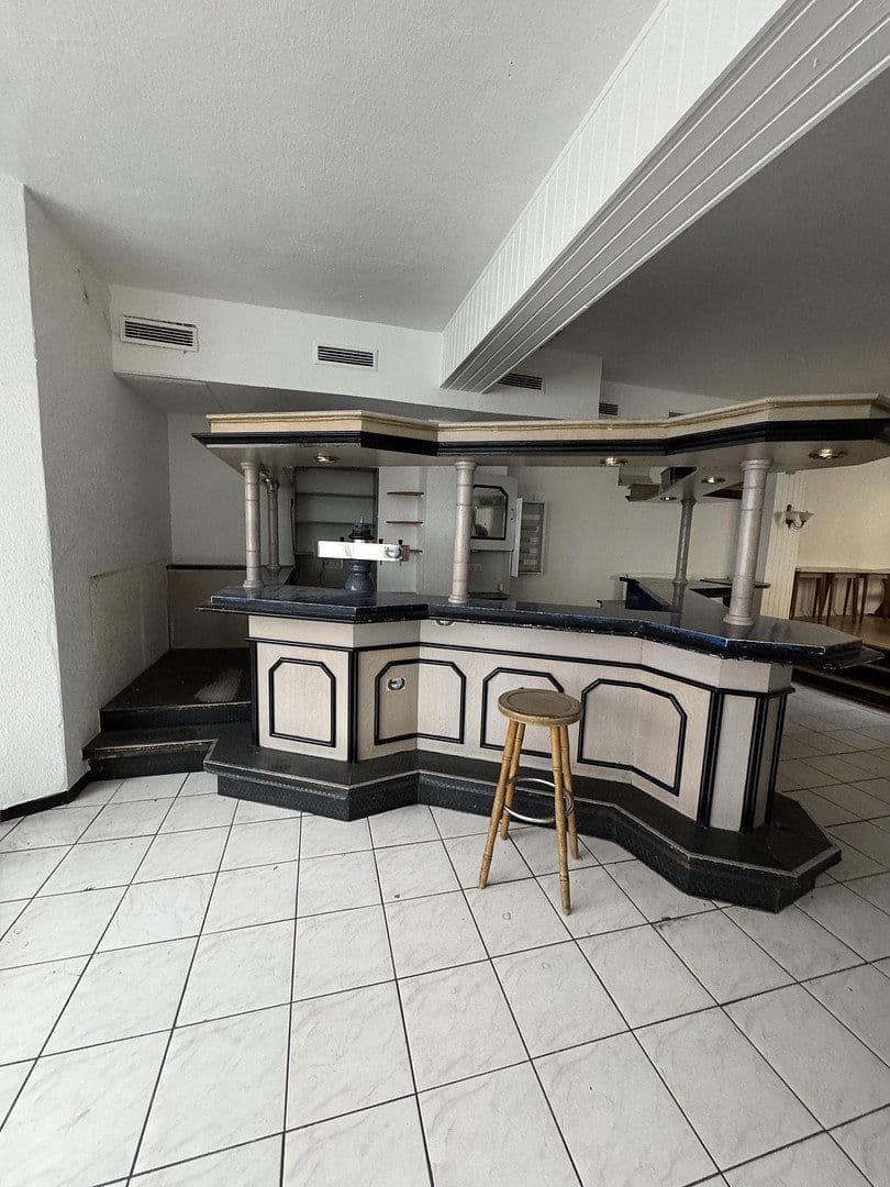 Prenájom nebytového priestoru 100 m², Augustastraße, Duisburg, Severné Porýnie - Westfálsko Prenájom nebytového priestoru 100 m², Augustastraße, Duisburg, Severné Porýnie - Westfálsko