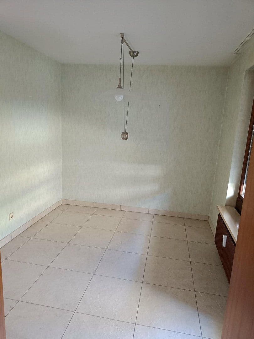 Predaj bytu 3-izbový 92 m², Stettiner Str. 25, Korntal-Münchingen, Bádensko-Wurttembersko Predaj bytu 3-izbový 92 m², Stettiner Str. 25, Korntal-Münchingen, Bádensko-Wurttembersko