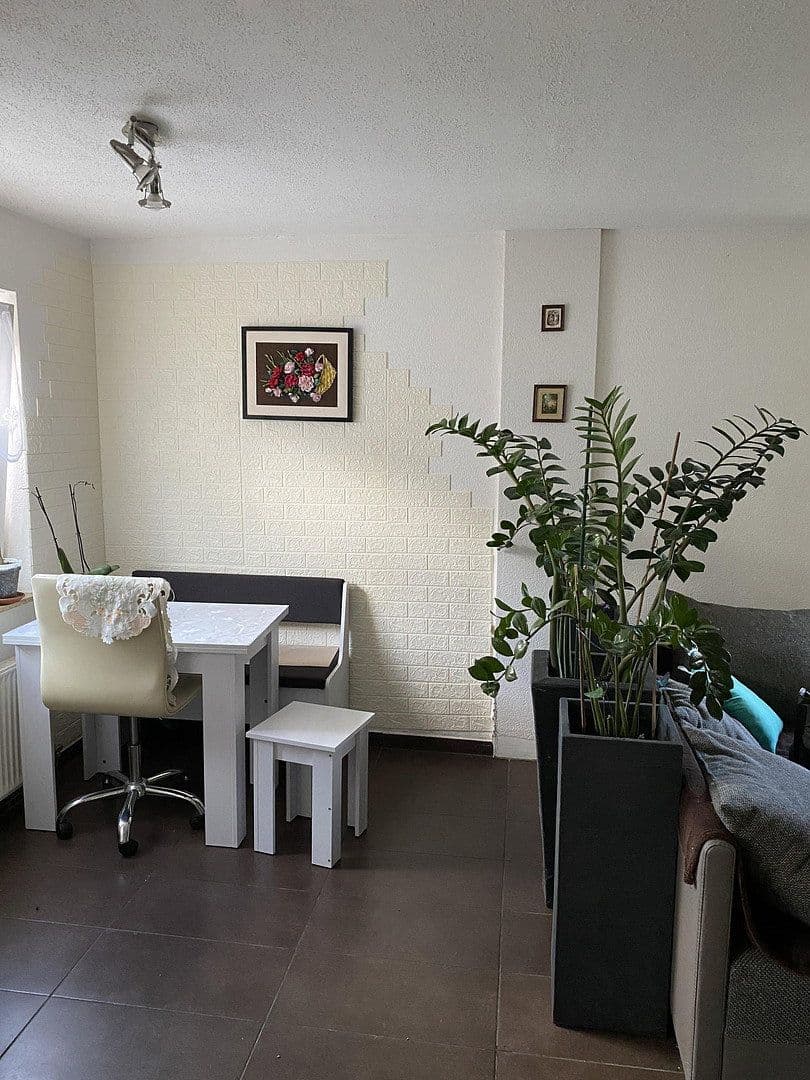 Predaj bytu 3-izbový 72 m², Emil-Kollmar-Straße 5, Pforzheim, Bádensko-Wurttembersko Predaj bytu 3-izbový 72 m², Emil-Kollmar-Straße 5, Pforzheim, Bádensko-Wurttembersko