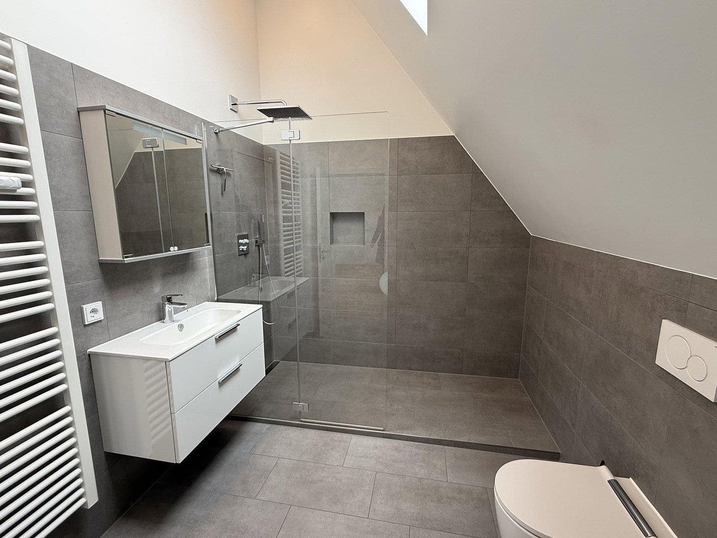 Prenájom bytu 2-izbový 79 m², Rathausstraße 7, Hofheim am Taunus, Hesensko Prenájom bytu 2-izbový 79 m², Rathausstraße 7, Hofheim am Taunus, Hesensko