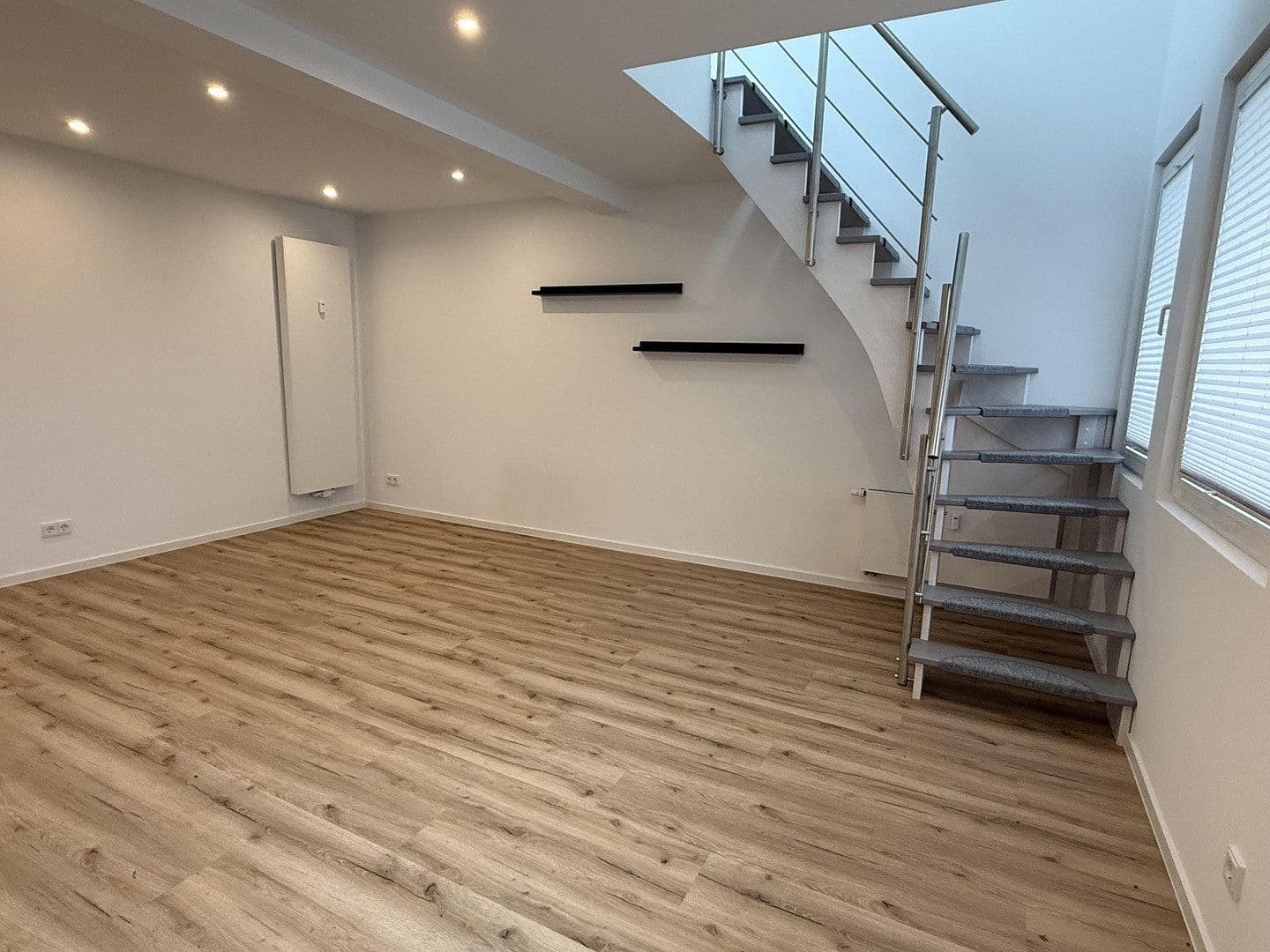 Prenájom bytu 2-izbový 79 m², Rathausstraße 7, Hofheim am Taunus, Hesensko Prenájom bytu 2-izbový 79 m², Rathausstraße 7, Hofheim am Taunus, Hesensko