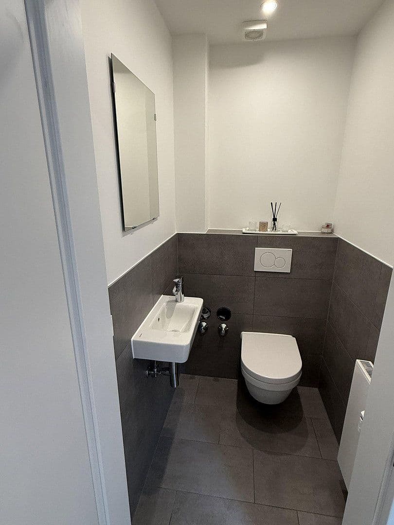 Prenájom bytu 2-izbový 79 m², Rathausstraße 7, Hofheim am Taunus, Hesensko Prenájom bytu 2-izbový 79 m², Rathausstraße 7, Hofheim am Taunus, Hesensko