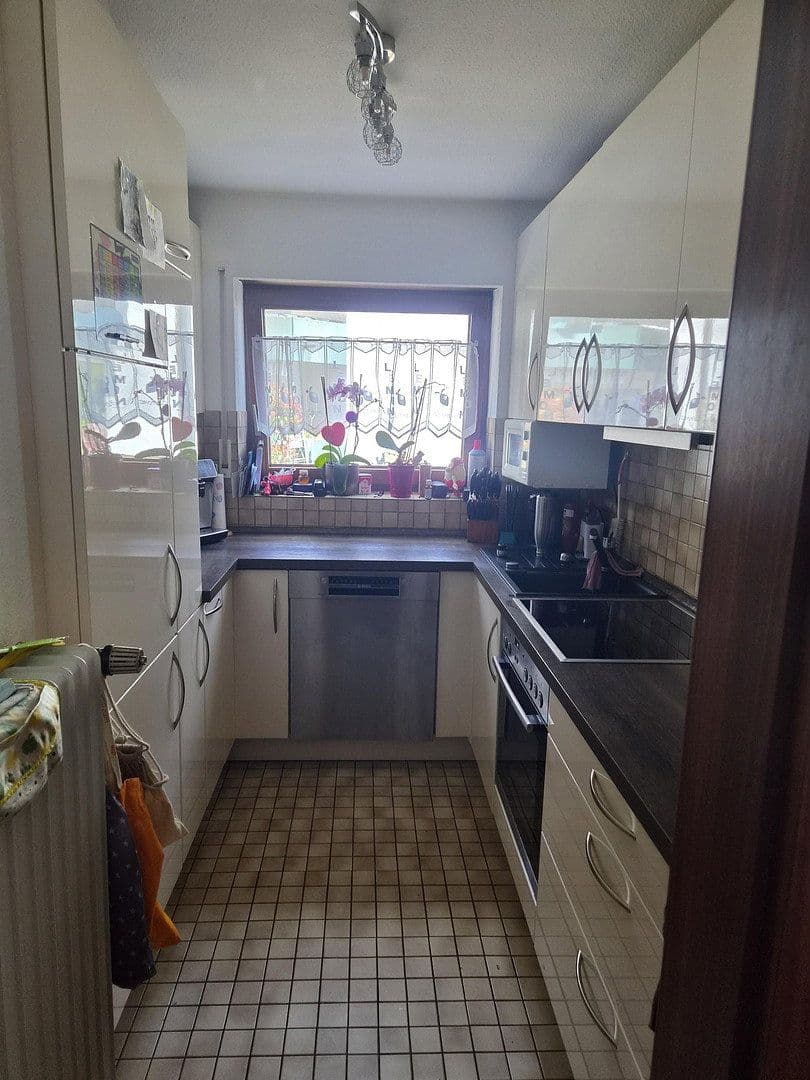 Prenájom bytu 3-izbový 72 m², Ludwigsburg, Bádensko-Wurttembersko Prenájom bytu 3-izbový 72 m², Ludwigsburg, Bádensko-Wurttembersko