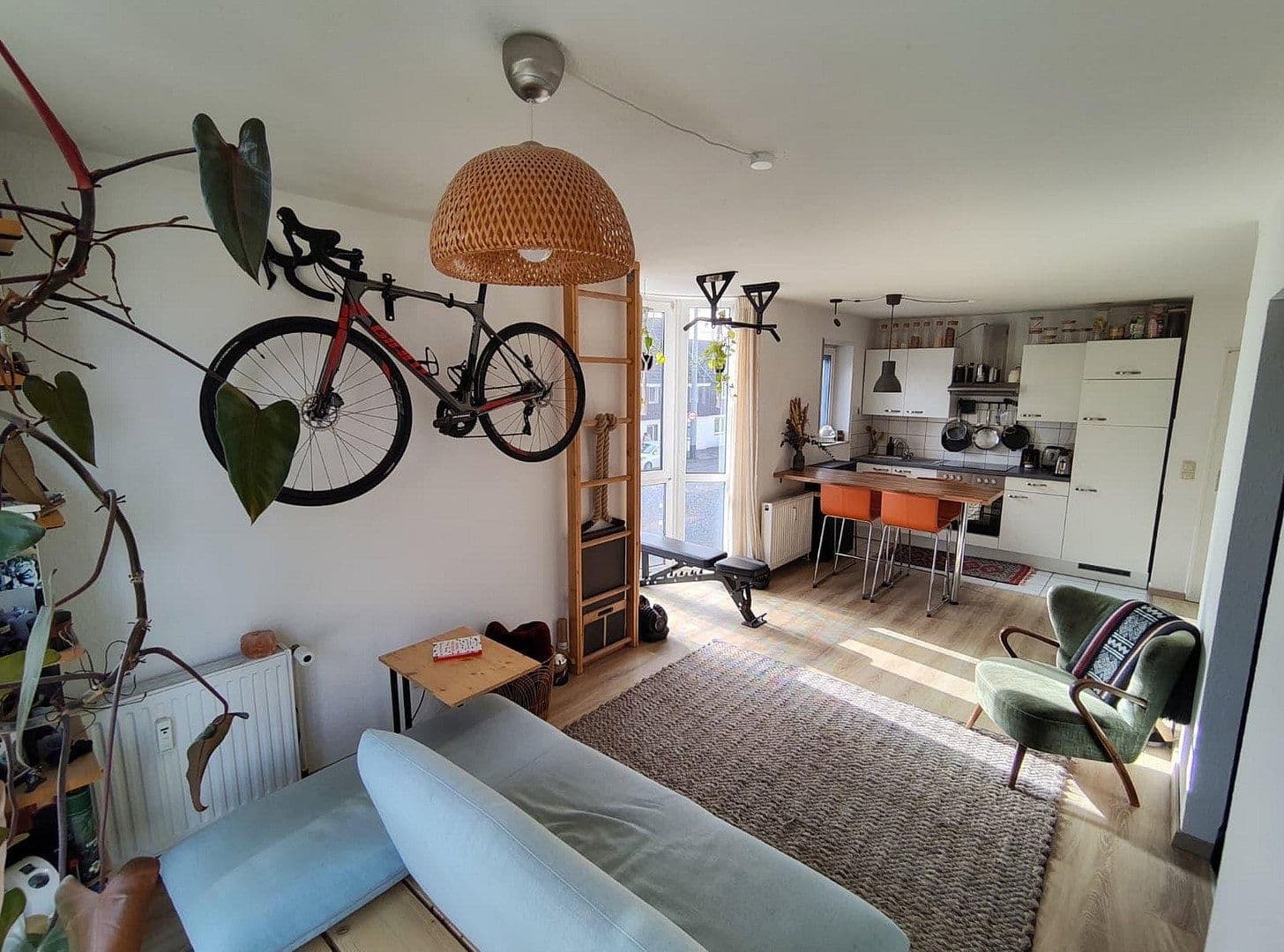 Prenájom bytu 1-izbový 43 m², Hattingerstr. 572, Bochum, Severné Porýnie - Westfálsko Prenájom bytu 1-izbový 43 m², Hattingerstr. 572, Bochum, Severné Porýnie - Westfálsko