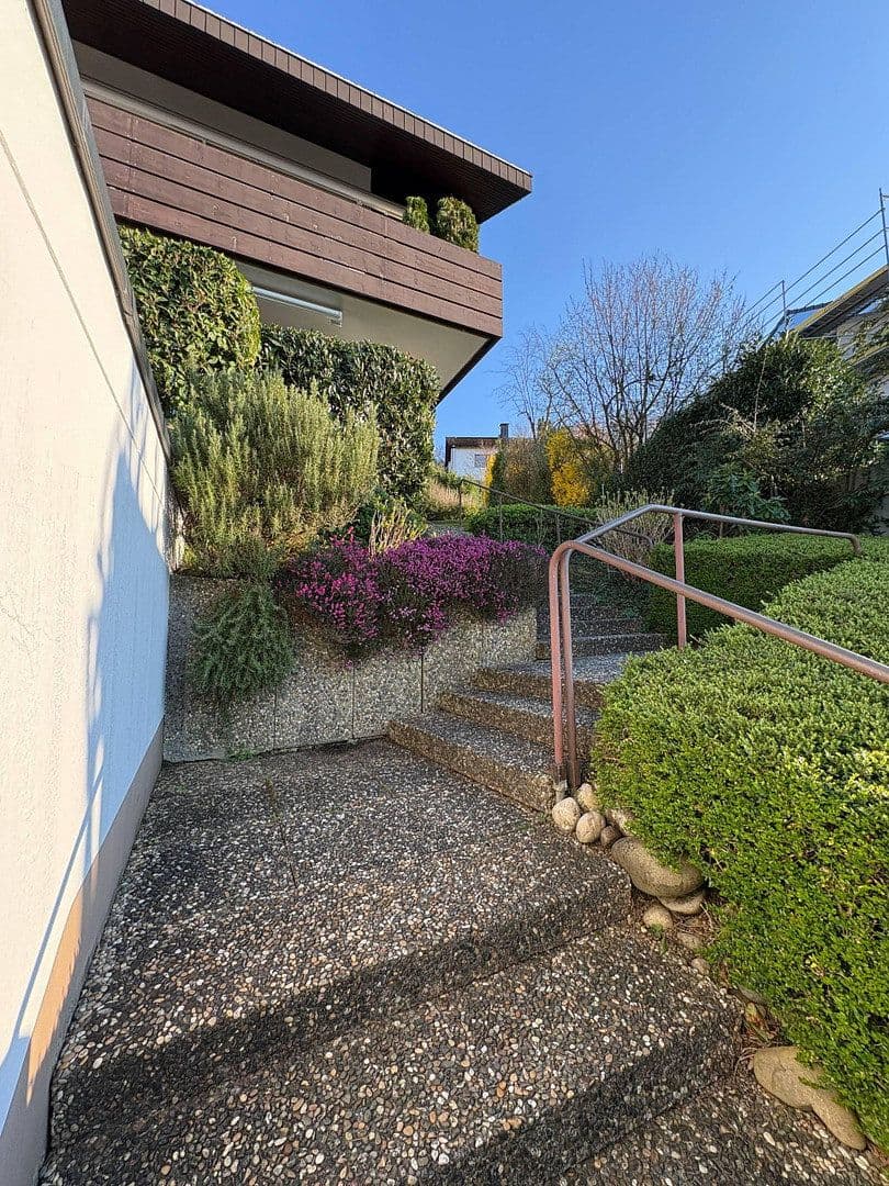 Predaj bytu 2-izbový 96 m², Danzigerstraße 24, Lörrach, Bádensko-Wurttembersko Predaj bytu 2-izbový 96 m², Danzigerstraße 24, Lörrach, Bádensko-Wurttembersko