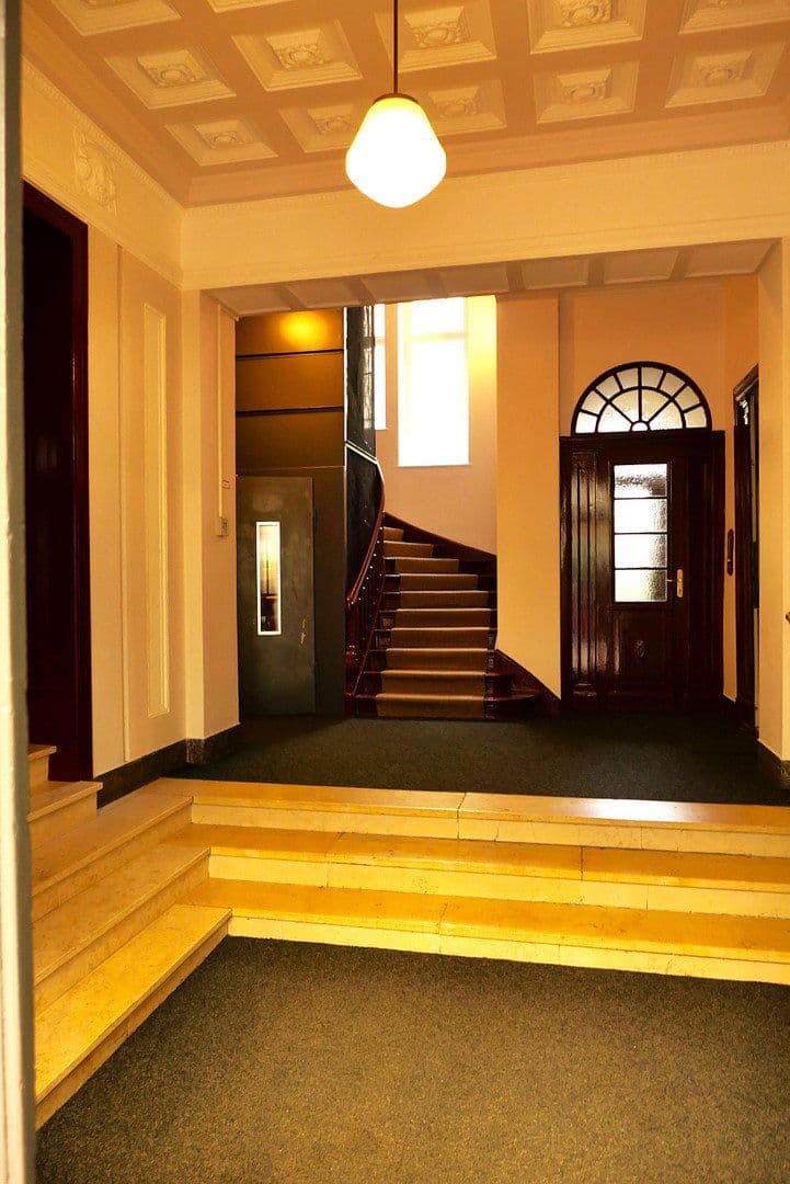Predaj bytu 5-izbový 193 m², Berlin, Berlín Predaj bytu 5-izbový 193 m², Berlin, Berlín