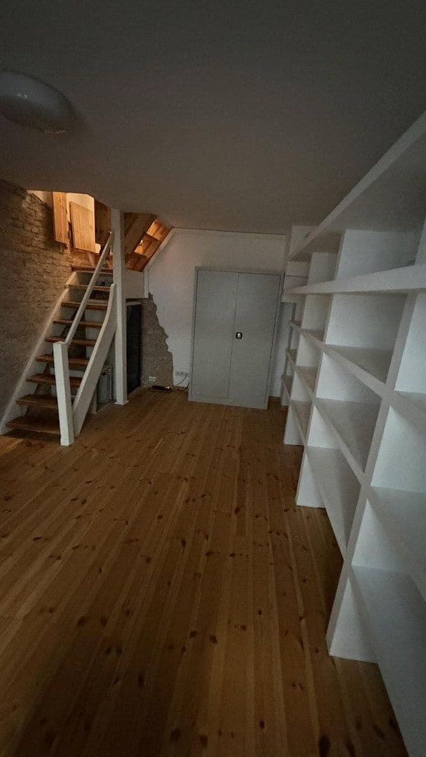 Predaj bytu 5-izbový 193 m², Berlin, Berlín Predaj bytu 5-izbový 193 m², Berlin, Berlín