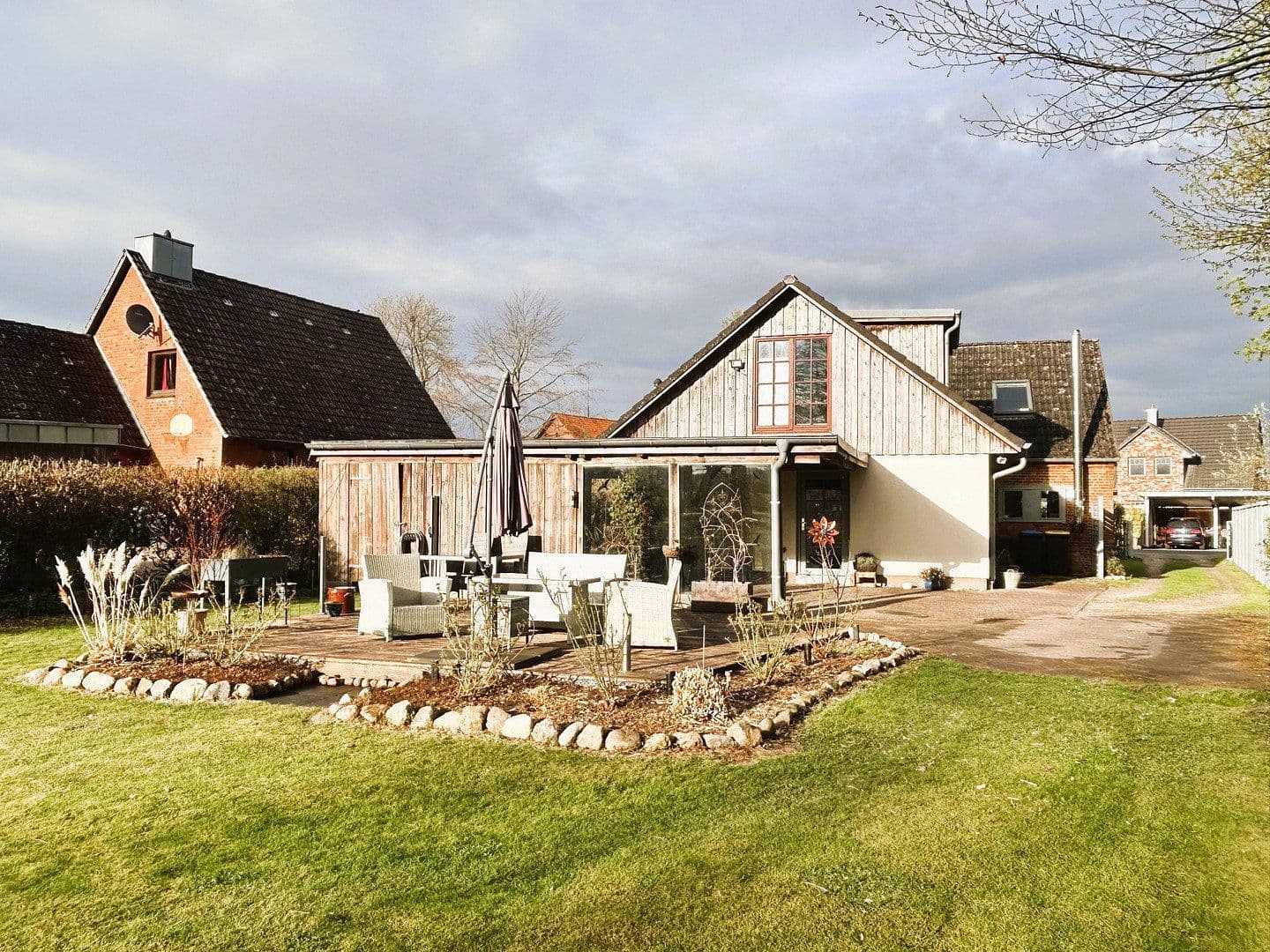 Predaj domu 140 m², pozemek 1.564 m², Hamfelde (Lauenburg), Šlezvicko-Holštajnsko Predaj domu 140 m², pozemek 1.564 m², Hamfelde (Lauenburg), Šlezvicko-Holštajnsko