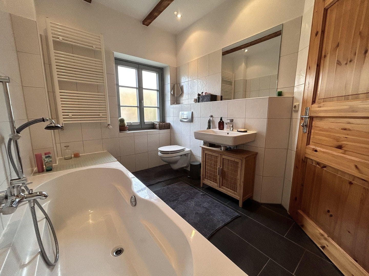 Predaj domu 140 m², pozemek 1.564 m², Hamfelde (Lauenburg), Šlezvicko-Holštajnsko Predaj domu 140 m², pozemek 1.564 m², Hamfelde (Lauenburg), Šlezvicko-Holštajnsko