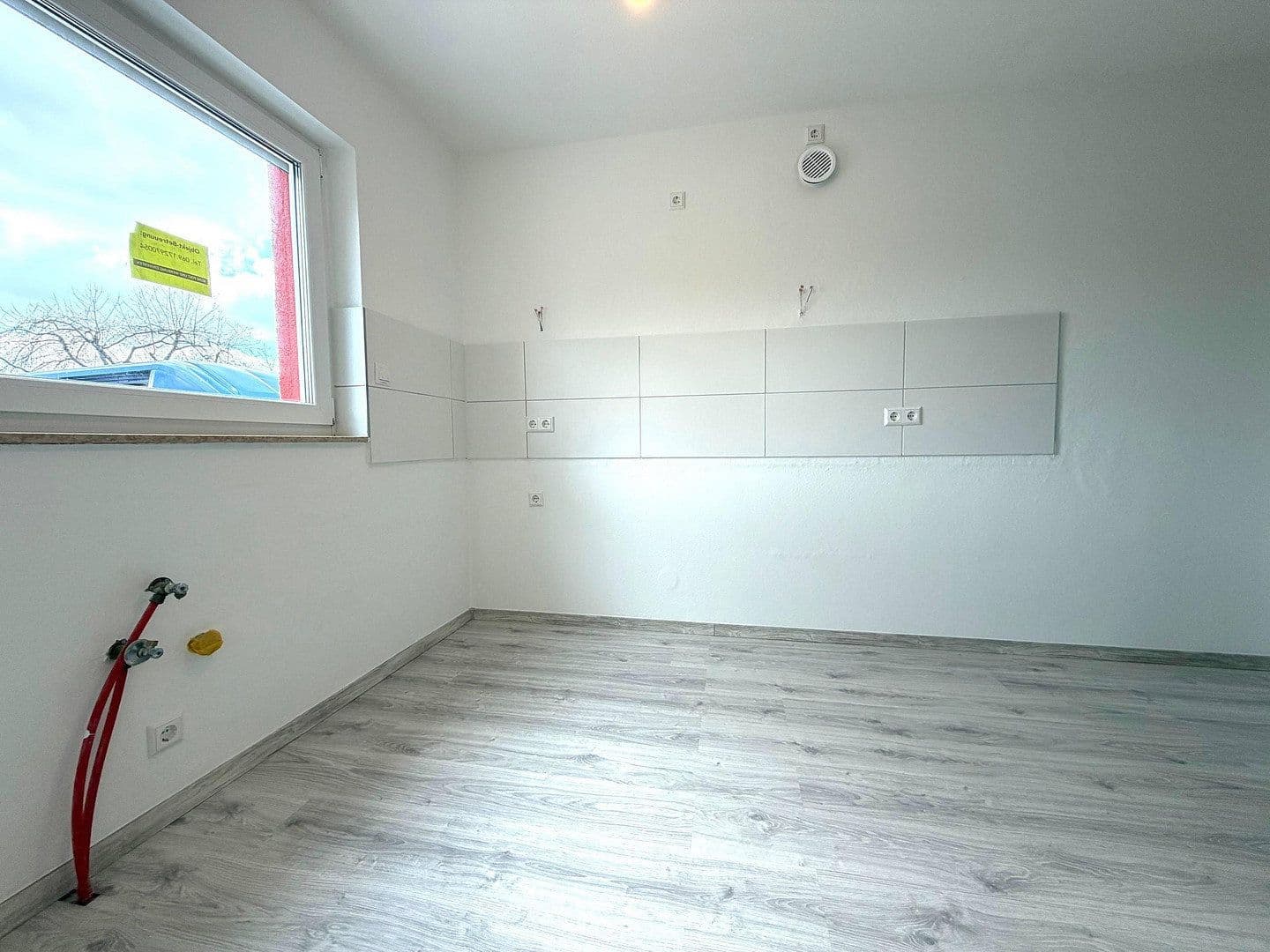 Prenájom domu 110 m², pozemek 280 m², Sudetenstr. 6/1, Bretten, Bádensko-Wurttembersko Prenájom domu 110 m², pozemek 280 m², Sudetenstr. 6/1, Bretten, Bádensko-Wurttembersko