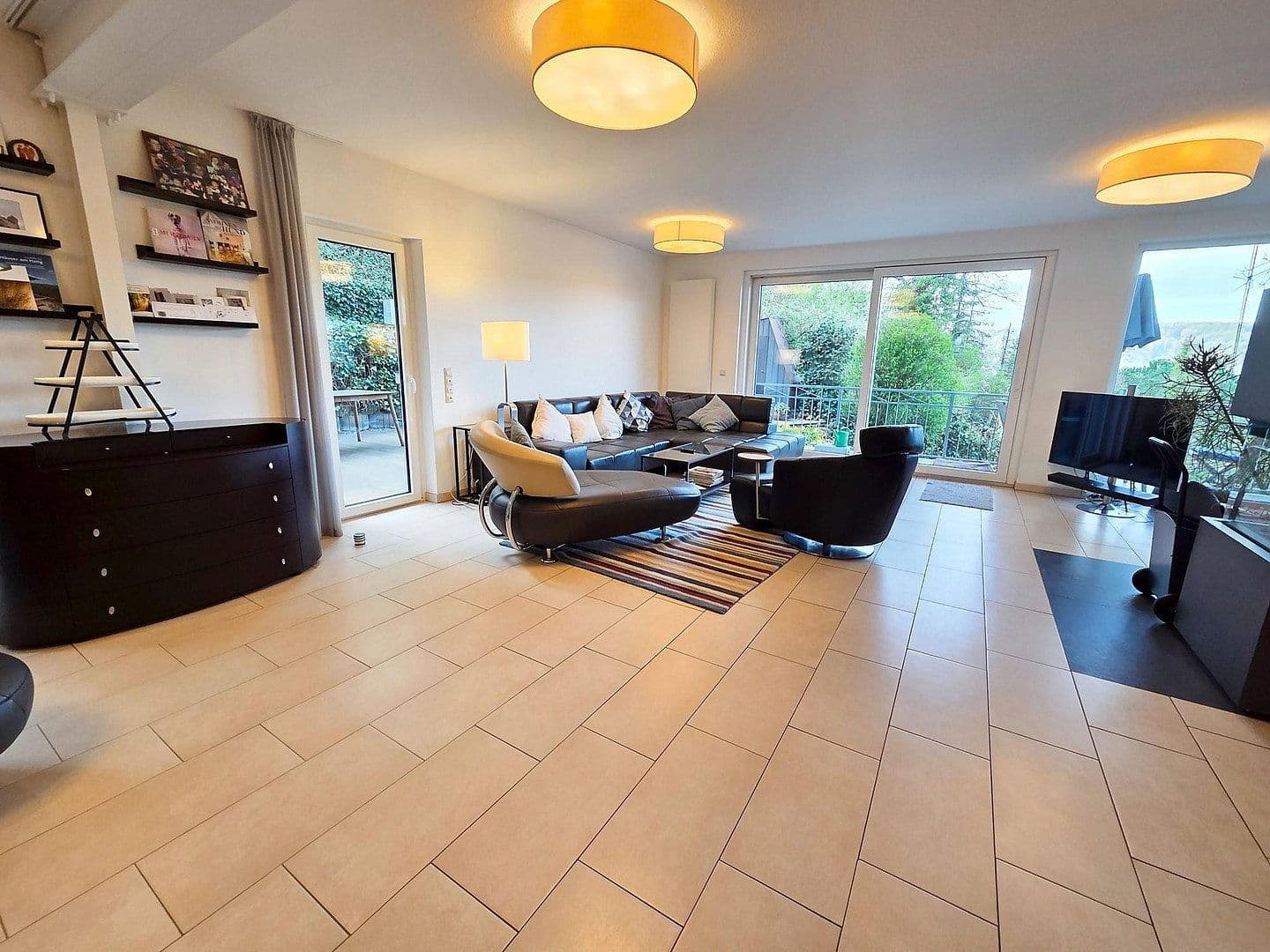 Predaj domu 241 m², pozemek 1.127 m², Braubach, Porýnie-Falcko Predaj domu 241 m², pozemek 1.127 m², Braubach, Porýnie-Falcko