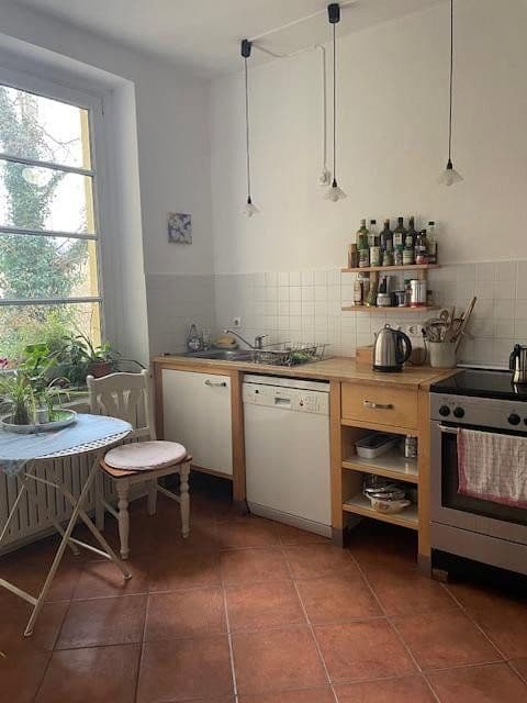 Prenájom bytu 4-izbový 148 m², Siegburg, Severné Porýnie - Westfálsko Prenájom bytu 4-izbový 148 m², Siegburg, Severné Porýnie - Westfálsko