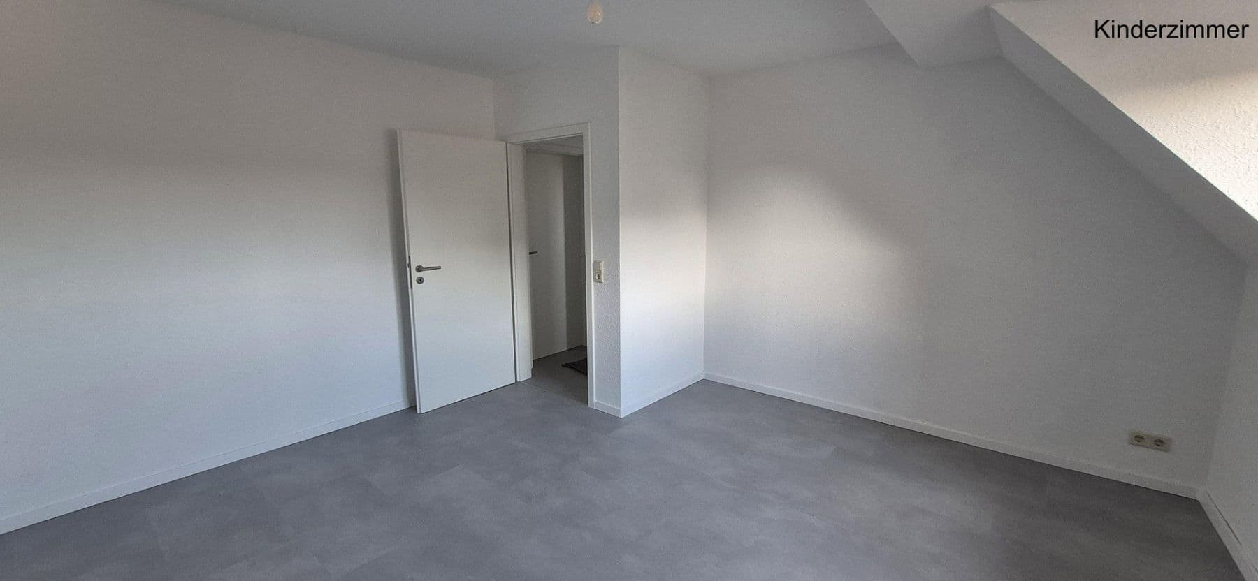 Prenájom bytu 3-izbový 83 m², Von-der-Mark-Str. 37, Duisburg, Severné Porýnie - Westfálsko Prenájom bytu 3-izbový 83 m², Von-der-Mark-Str. 37, Duisburg, Severné Porýnie - Westfálsko