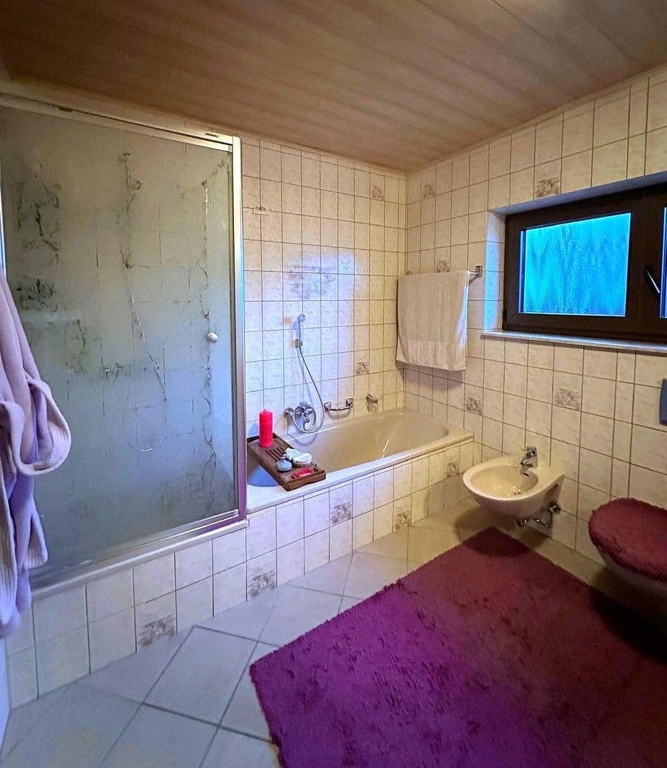 Predaj domu 186 m², pozemek 473 m², Germersheim, Porýnie-Falcko Predaj domu 186 m², pozemek 473 m², Germersheim, Porýnie-Falcko