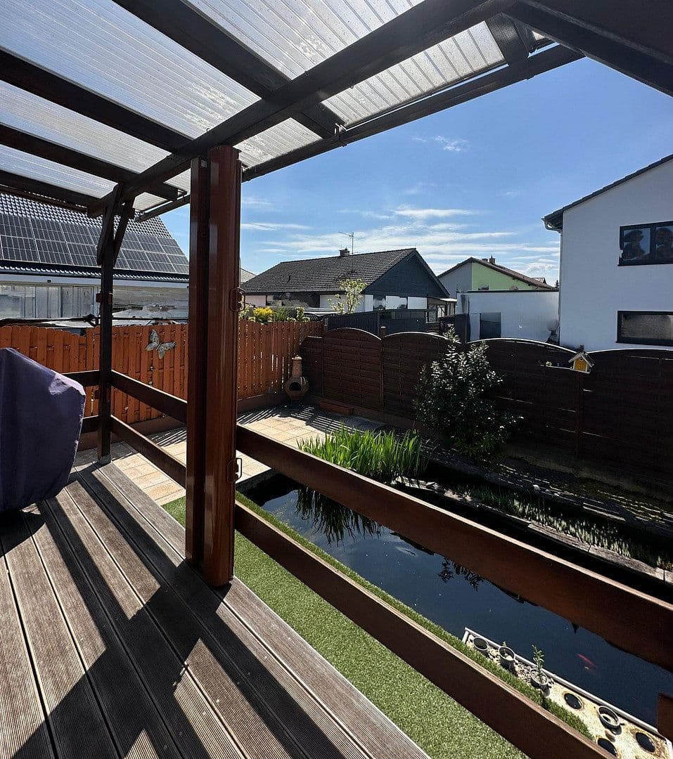 Predaj domu 186 m², pozemek 473 m², Germersheim, Porýnie-Falcko Predaj domu 186 m², pozemek 473 m², Germersheim, Porýnie-Falcko