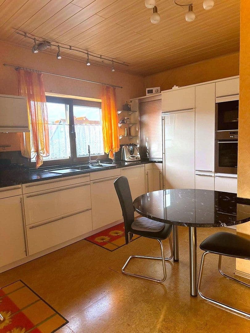 Predaj domu 186 m², pozemek 473 m², Germersheim, Porýnie-Falcko Predaj domu 186 m², pozemek 473 m², Germersheim, Porýnie-Falcko