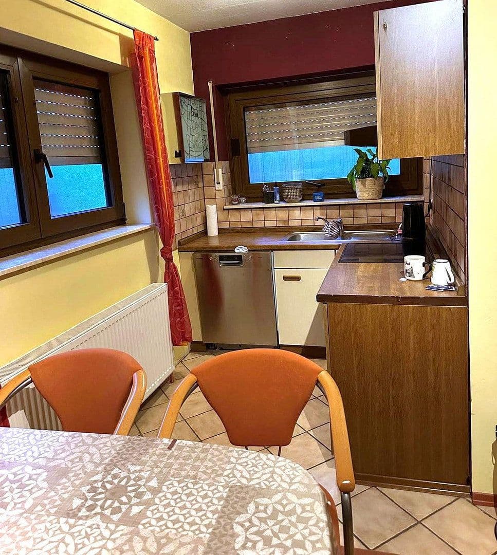 Predaj domu 186 m², pozemek 473 m², Germersheim, Porýnie-Falcko Predaj domu 186 m², pozemek 473 m², Germersheim, Porýnie-Falcko