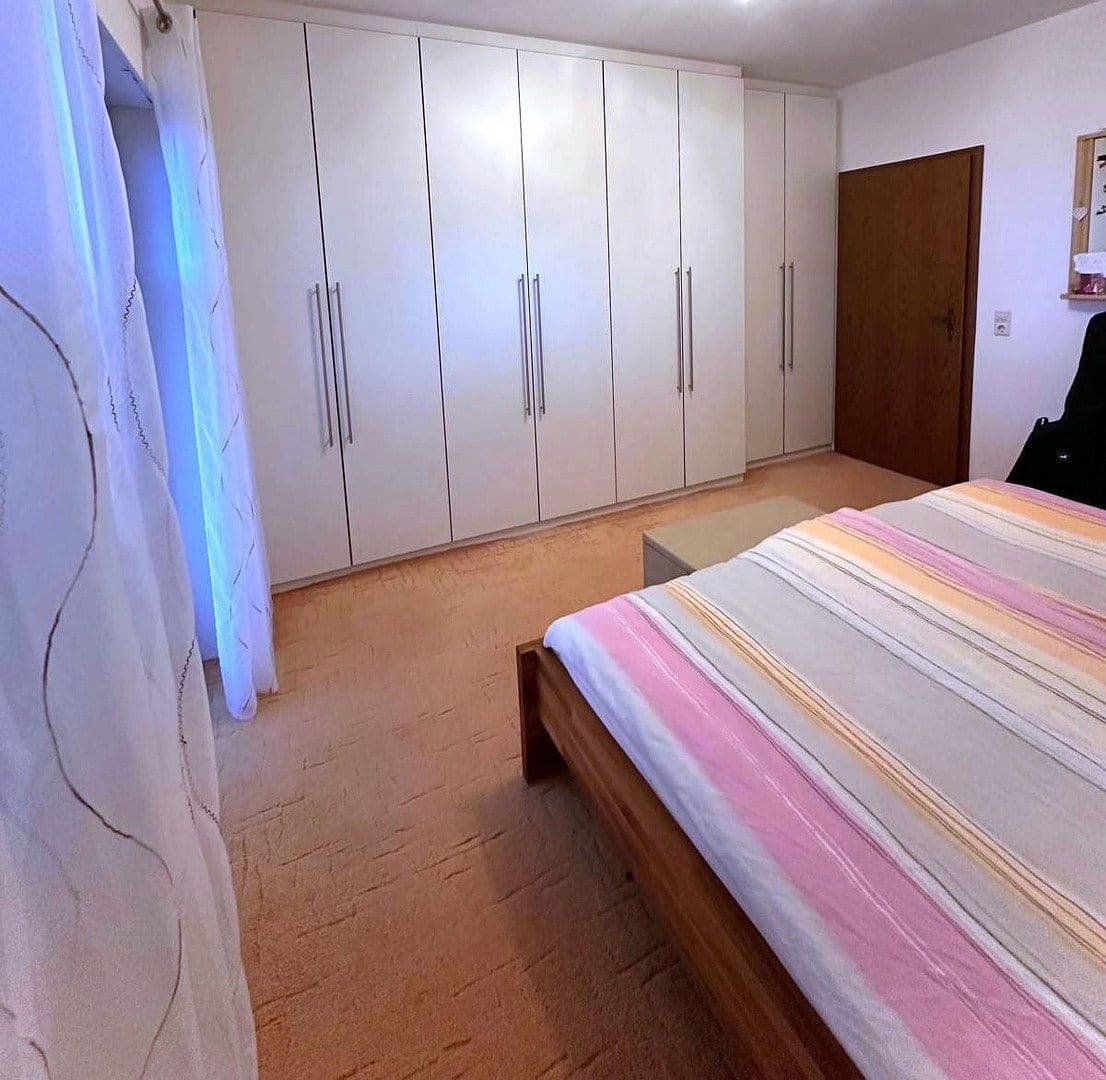 Predaj domu 186 m², pozemek 473 m², Germersheim, Porýnie-Falcko Predaj domu 186 m², pozemek 473 m², Germersheim, Porýnie-Falcko