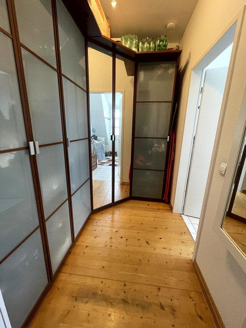 Predaj bytu 3-izbový 119 m², Berlin, Berlín Predaj bytu 3-izbový 119 m², Berlin, Berlín