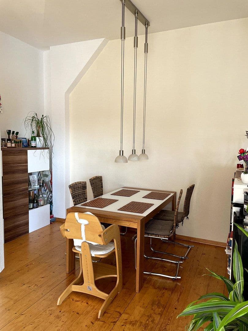 Predaj bytu 3-izbový 119 m², Berlin, Berlín Predaj bytu 3-izbový 119 m², Berlin, Berlín