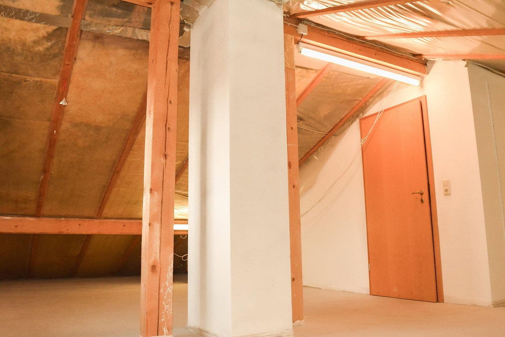 Predaj domu 180 m², pozemek 362 m², Königsdorf, Bavorsko Predaj domu 180 m², pozemek 362 m², Königsdorf, Bavorsko